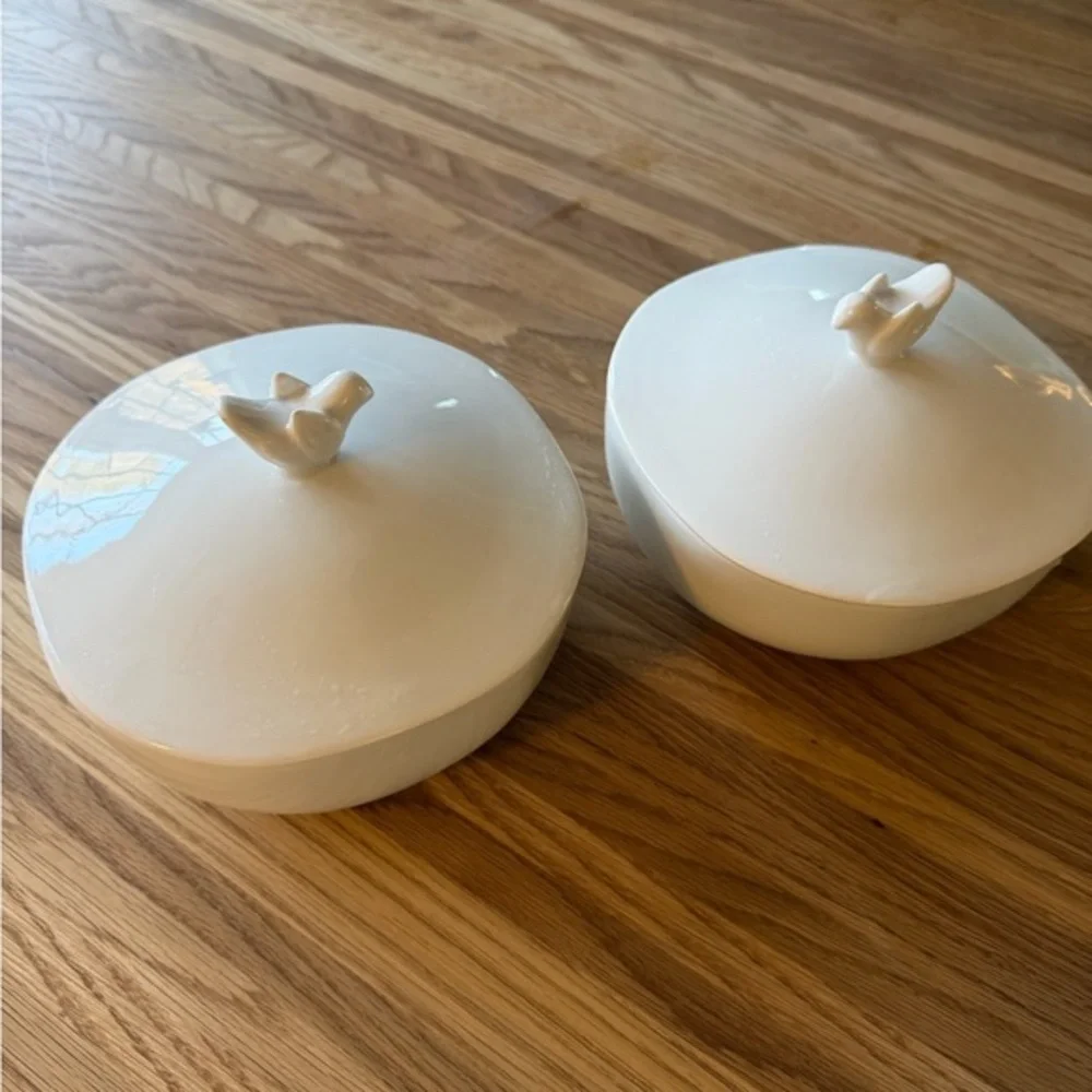 Pottery Barn Great White Dove Serving Dish with Cover Set of 2 Rare